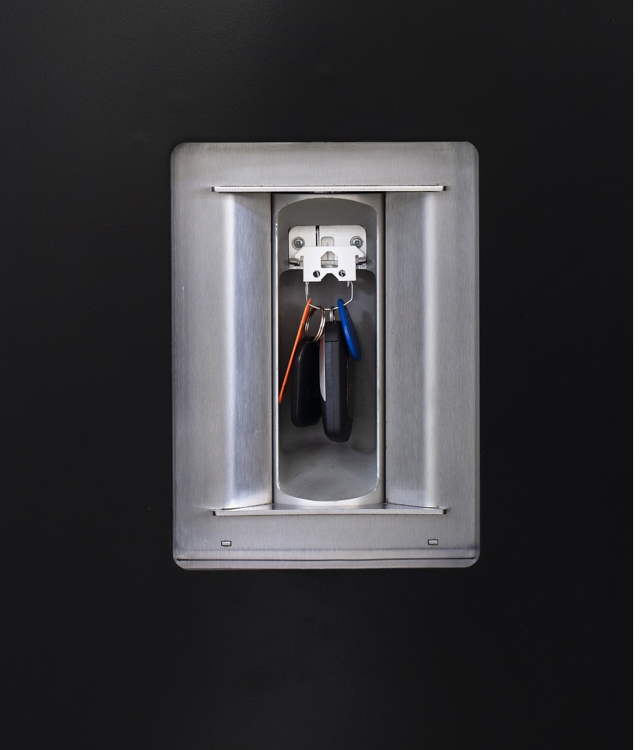 Taking a key into storage 022.jpg